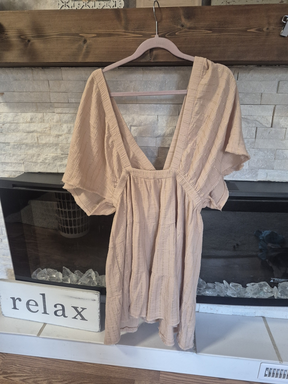 Women's Aerie Cream V-Neck Flutter Sleeve Dress - Picture 2 of 4
